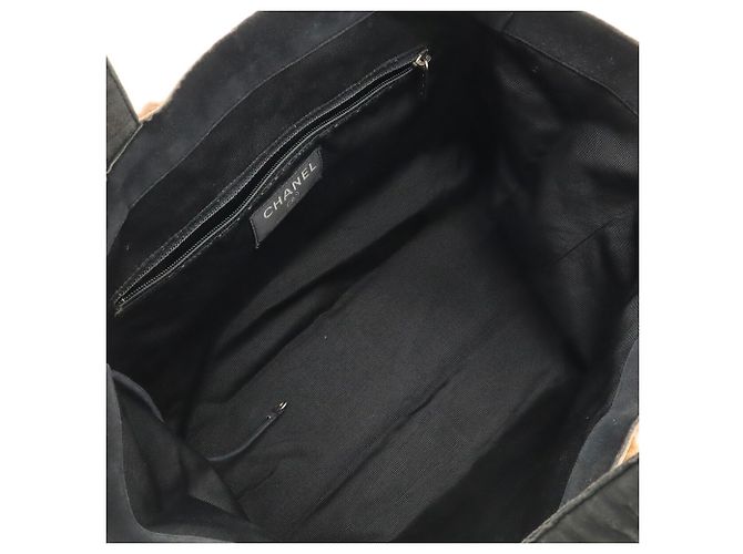 Bolso Tote CHANEL de piel de conejo Coco Mark Castaño Negro - vista 6