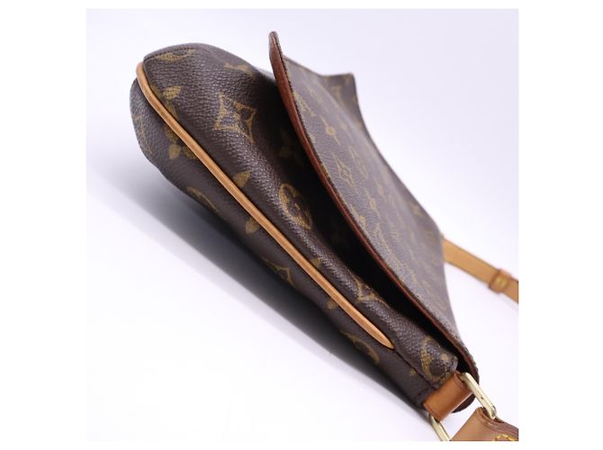 Borsa a tracolla LOUIS VUITTON Monogram Musette Tango Marrone Beige - vista 6