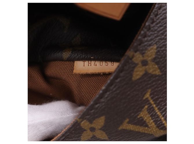 Bolso Louis Vuitton Monogram Totally MM Castaño Beige - vista 20