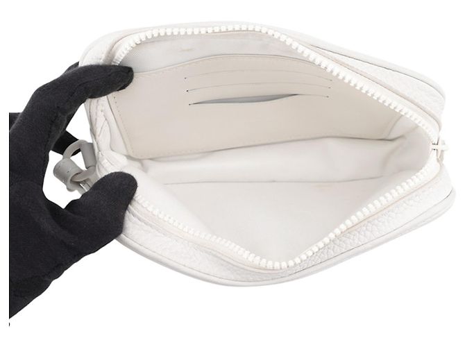 Louis Vuitton Monogram Empreinte Pochette Volga Blanc - vue 5