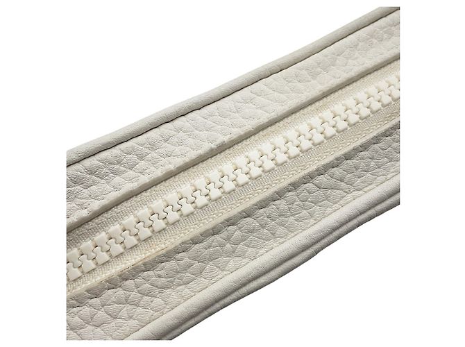 Louis Vuitton Monogram Empreinte Pochette Volga Blanc - vue 7
