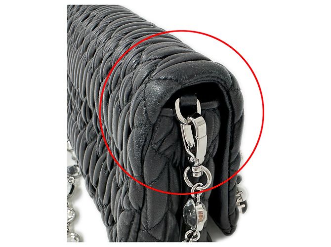 Borsa a tracolla Miu Miu in pelle nera Nero - vista 11