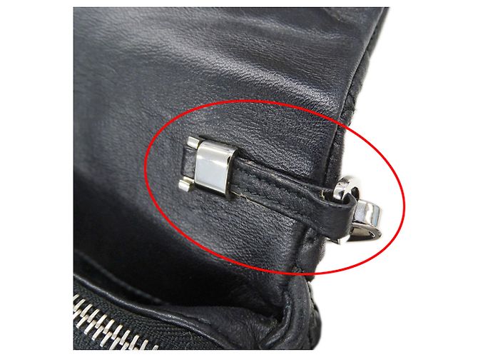 Borsa a tracolla Miu Miu in pelle nera Nero - vista 15