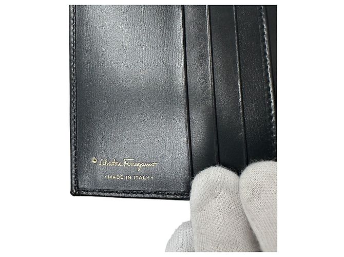 Salvatore Ferragamo Vara Bi-Fold Ledergeldbörse Schwarz - Ansicht 10