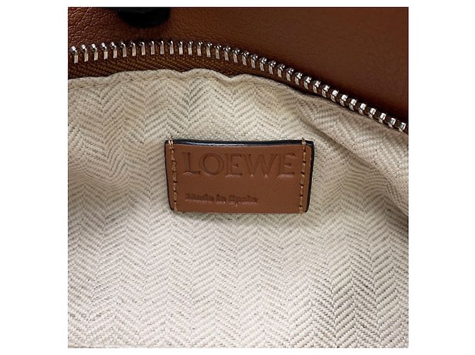 Sac à main Loewe Puzzle Bum Small Marron - vue 12