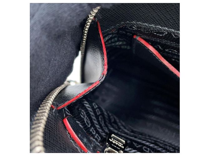 Bolsa Prada em couro Saffiano Preto Vermelho - vista 10