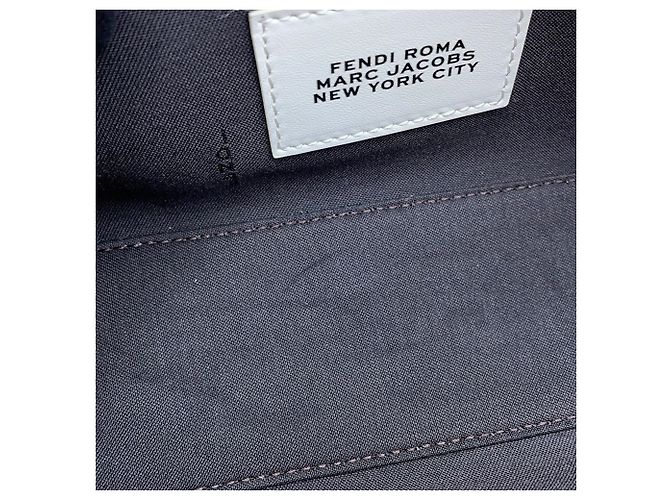 Borsa Fendi Baguette Medium Bianco Rosso - vista 15