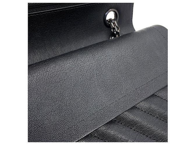 Borsa a tracolla con catena Chanel 2.55 in pelle di vitello invecchiata chevron Nero - vista 12