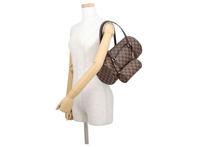 Bolso Louis Vuitton Damier Ebene Papillon 30 Roja - vista 4