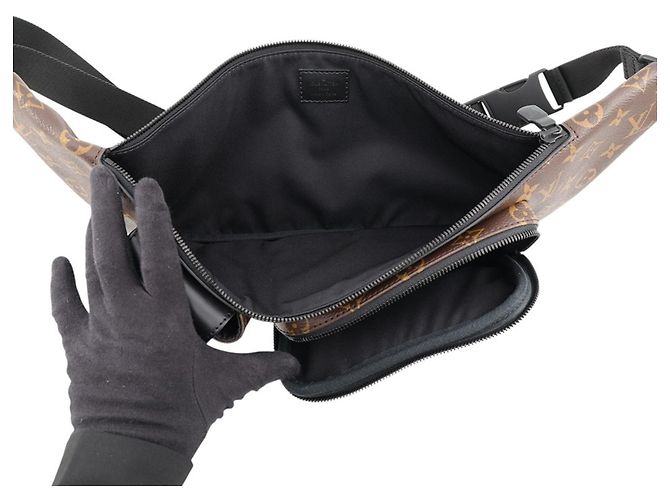 Bumbag Louis Vuitton Monogram Macassar Sling Bag Black - view 6