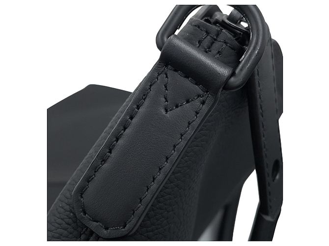 Lockit Borsa Tote Louis Vuitton in pelle Taurillon Nero - vista 10