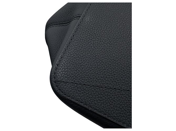 Lockit Borsa Tote Louis Vuitton in pelle Taurillon Nero - vista 7