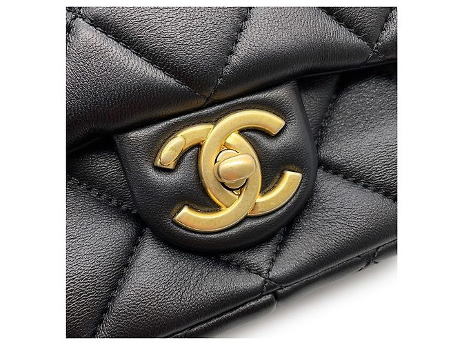 Borsa a tracolla con catena Chanel Matelassé in pelle d'agnello Nero - vista 6