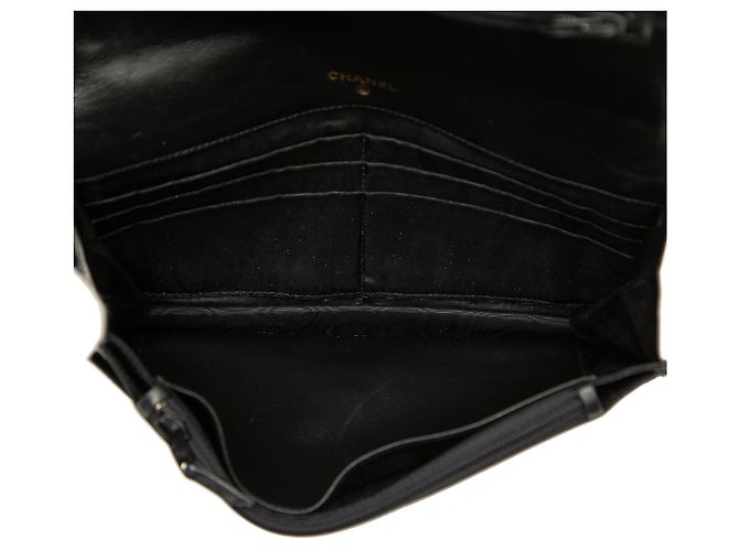 Cartera larga con solapa Chanel Black CC de piel de cordero acolchada Negro - vista 4