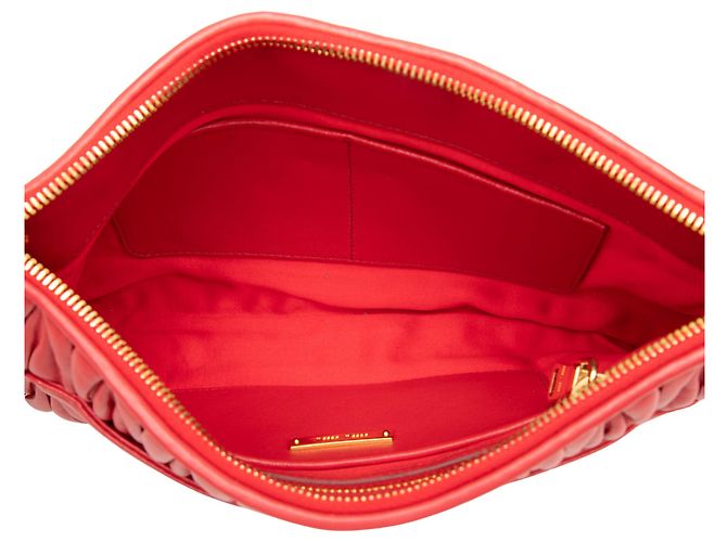 Clutch Miu Miu in nappa matelassé rossa Rosso - vista 4