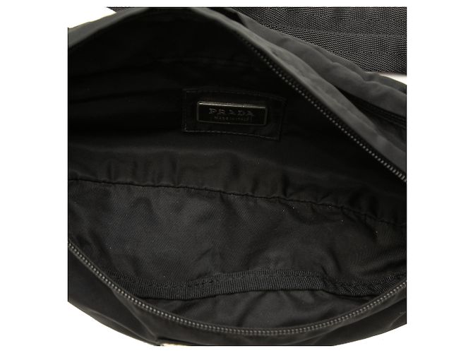 Prada Gürteltasche aus schwarzem Tessuto - Ansicht 4