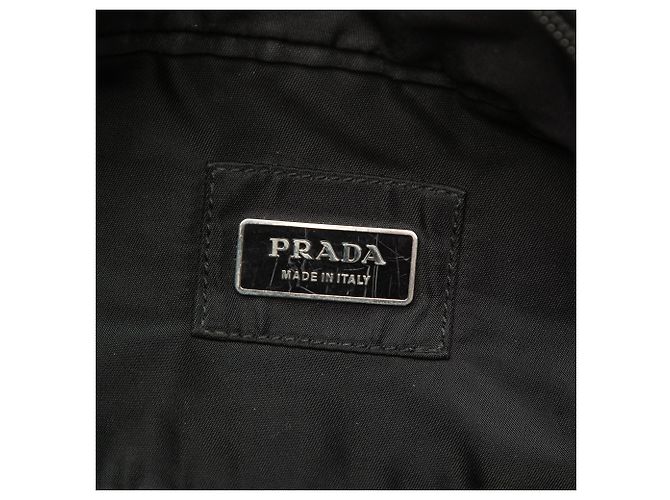 Prada Gürteltasche aus schwarzem Tessuto - Ansicht 5