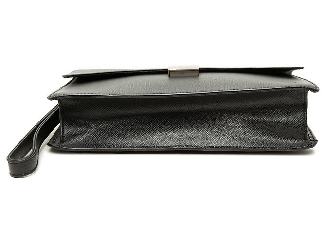 Louis Vuitton Black Taiga Selenga Negro - vista 3