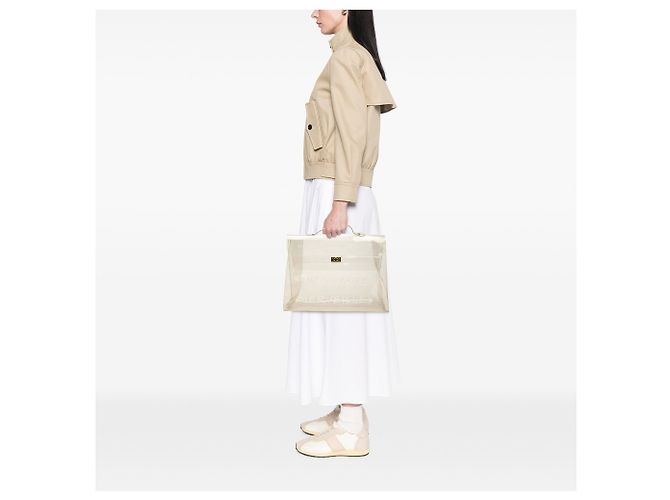 Sac à main Hermès Kelly Souvenir De L Exposition en vinyle blanc - vue 6