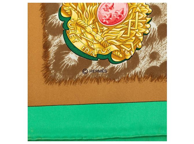Pañuelo de seda Hermès Brown Casques et Plumets 90 Castaño - vista 6