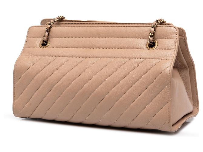 Chanel Beige CC Diagonal Steppeneffekt Ziegenleder Tote Bag - Ansicht 2