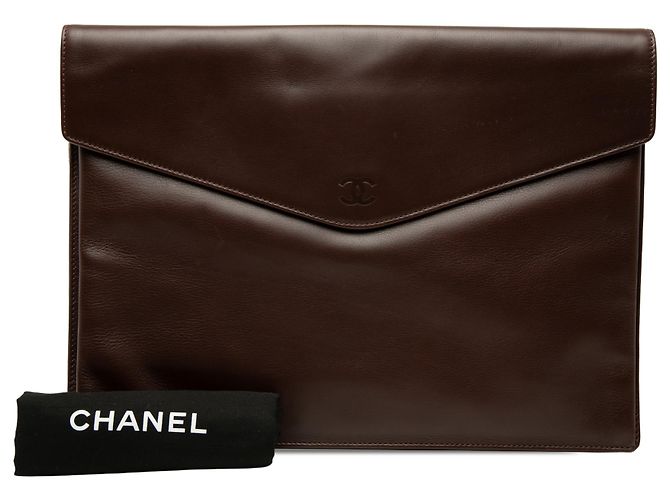 Clutch a Busta Chanel in Pelle di Vitello Liscia Marrone CC Marrone scuro - vista 7