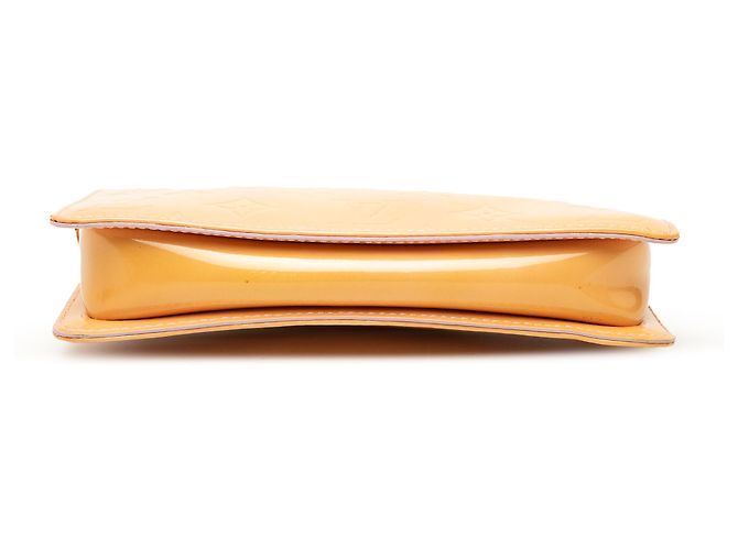 Louis Vuitton Yellow Monogram Vernis Pochette Lexington Giallo - vista 3