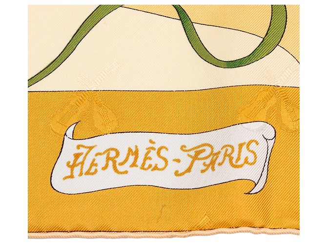 Hermès Brown Le Carnaval de Venise Seidentuch 90 Braun Hellbraun - Ansicht 2