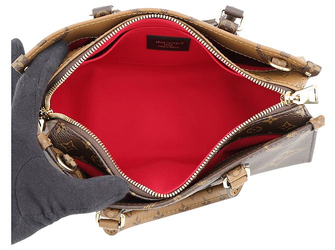 Louis Vuitton Brown Monogram Giant OnTheGo East West Marrone - vista 4