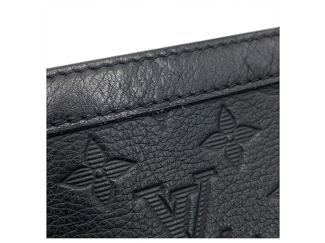 Portafoglio indossabile Louis Vuitton Black Monogram Shadow Gaston Nero - vista 7