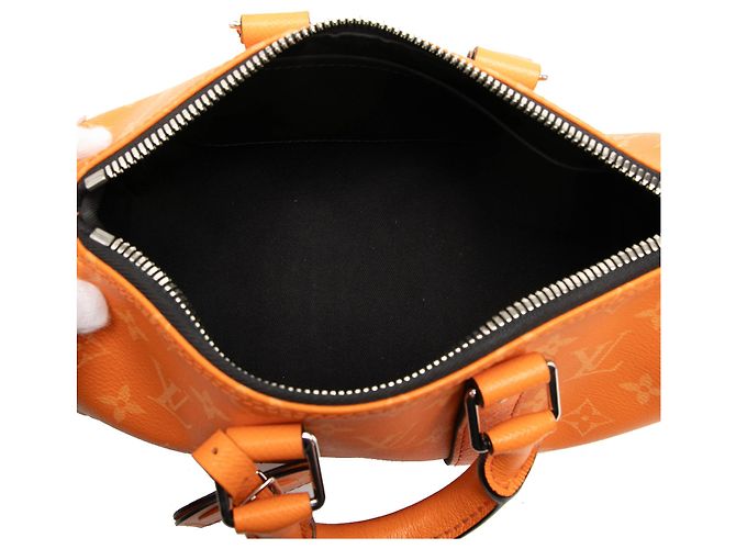 Louis Vuitton Orange Taigarama Keepall Bandouliere 25 Arancione - vista 4