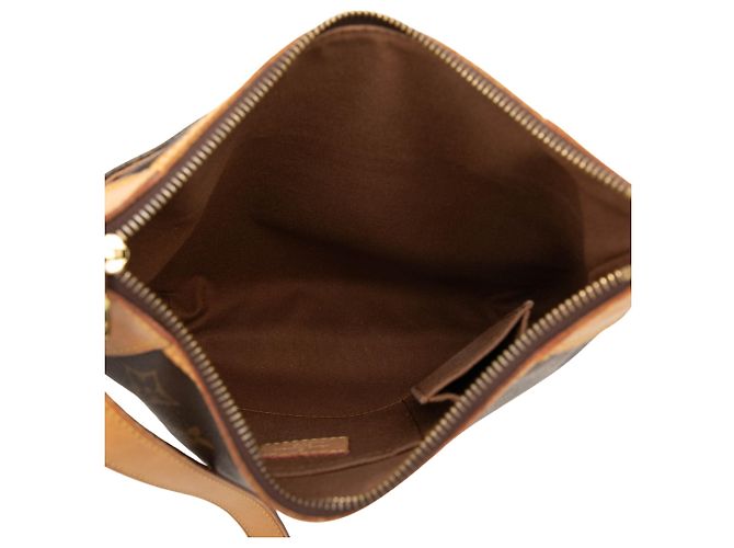 Louis Vuitton Brown Monogram Odeon PM Castaño - vista 4