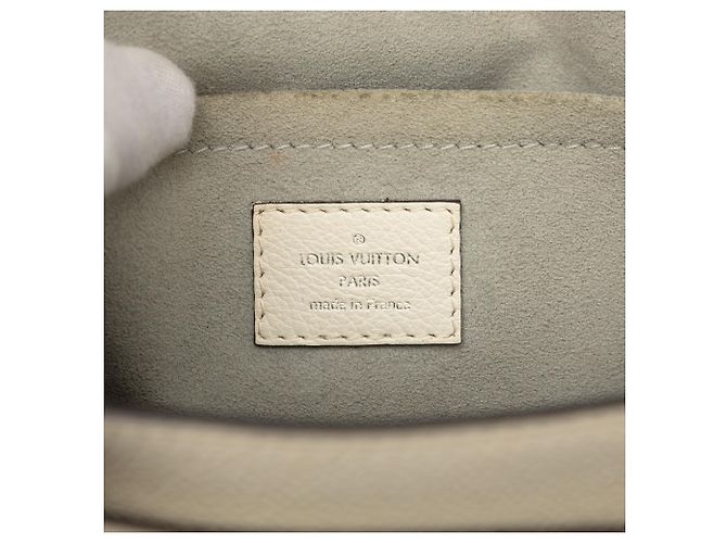 Twist Louis Vuitton Beige MyLockMe Studded BB Bege - vista 5