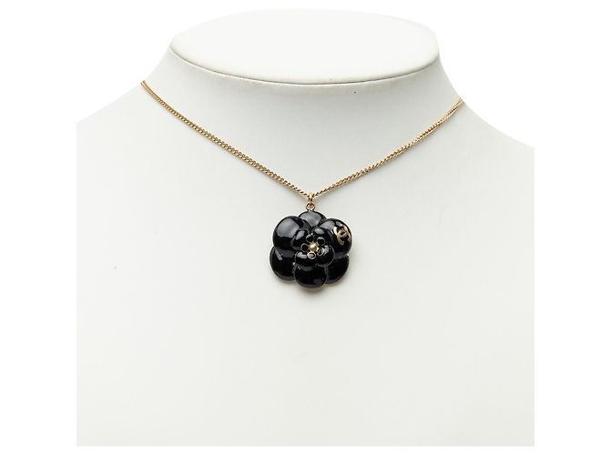 Collana con pendente Chanel Black CC placcata oro smalto Camélia Nero - vista 6