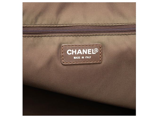 Sac à cadre Chanel Brown New Travel Line en nylon Marron - vue 5