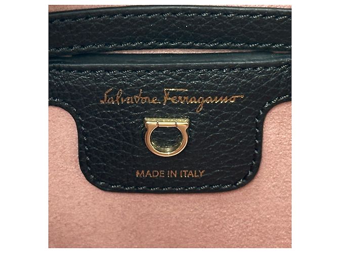 Gancini Mini borsa in pelle nera Salvatore Ferragamo Nero - vista 5