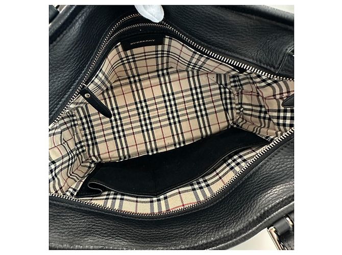 Burberry Handtasche aus schwarzem Leder - Ansicht 11