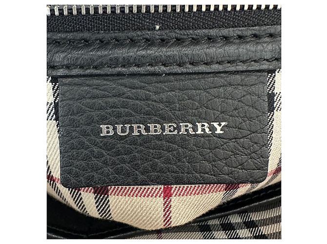 Burberry Handtasche aus schwarzem Leder - Ansicht 7