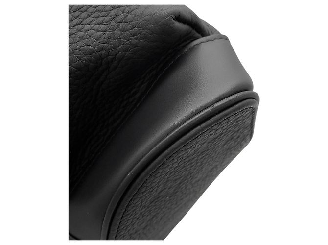 Sac à dos Louis Vuitton Monogram Taurillon Christopher PM Noir - vue 6