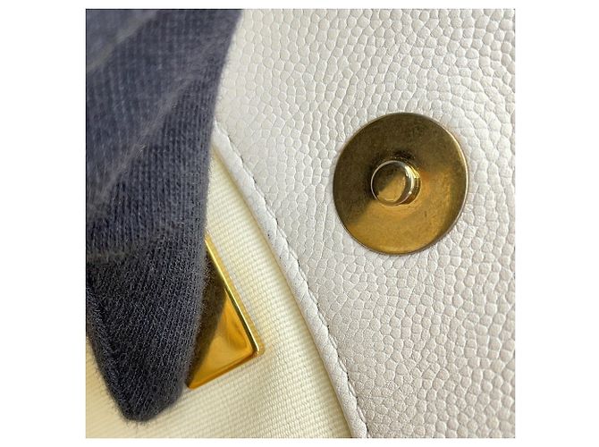 Saco Tote com corrente Chanel em couro de bezerro grão branco - vista 15