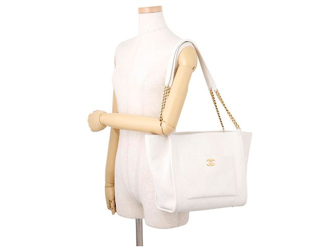 Saco Tote com corrente Chanel em couro de bezerro grão branco - vista 4