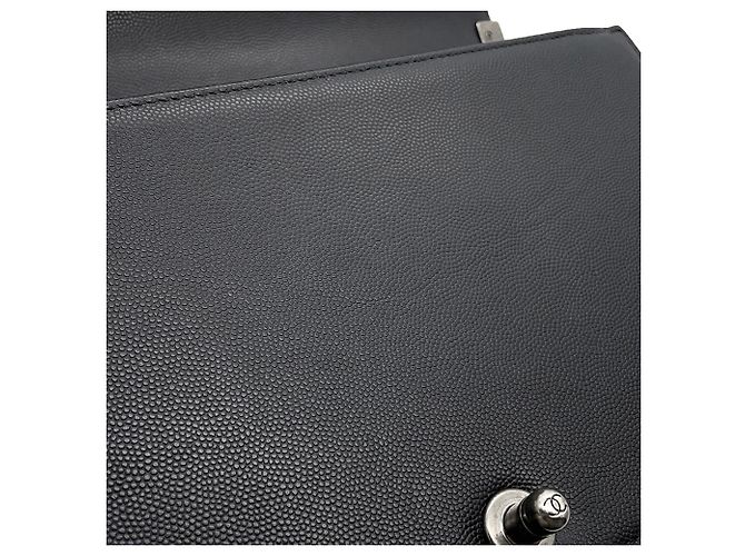 Borsa a tracolla Chanel in vitello martellato nero - vista 10