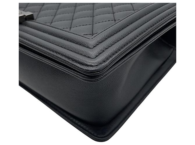 Borsa a tracolla Chanel in vitello martellato nero - vista 8