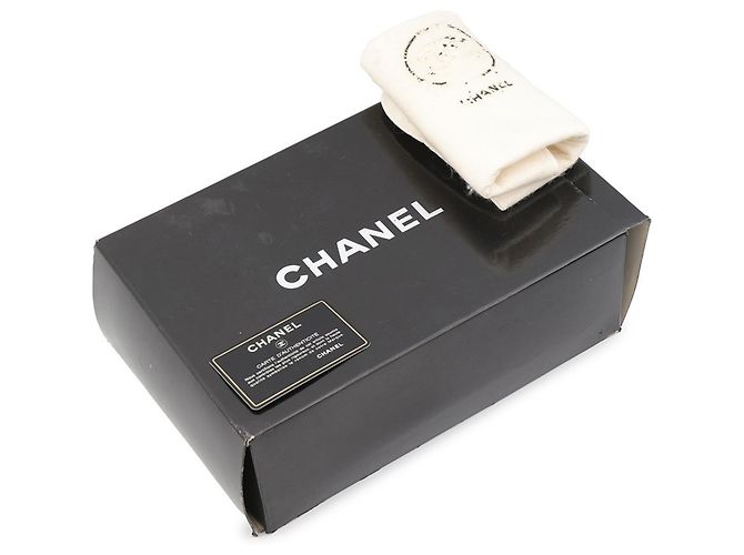 Borsa a tracolla con catena Chanel in pelle verniciata nera Nero - vista 18