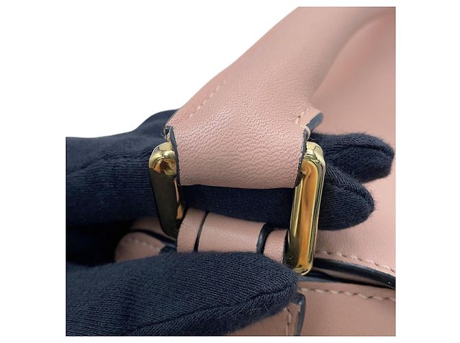 Bolso de mano Loewe Puzzle Medium Rosa Beige - vista 11