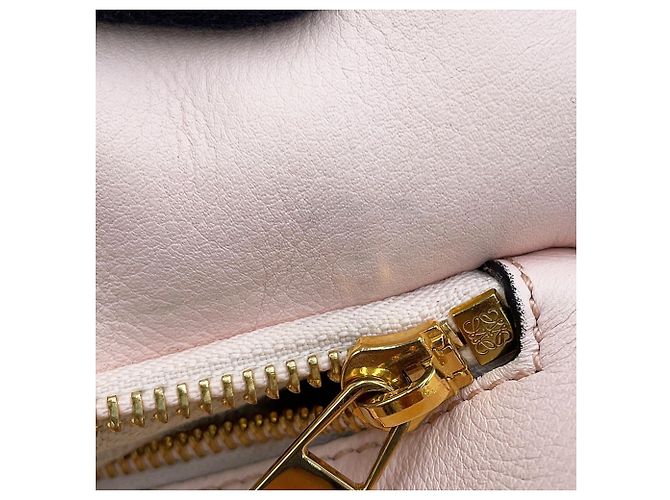 Bolso de mano Loewe Puzzle Medium Rosa Beige - vista 14