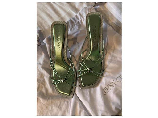 Jimmy Choo Sandali Thong in Pelle Verde Menta con Cuore - vista 6