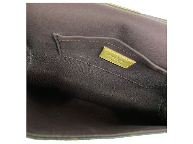 Bolso Louis Vuitton Monogram Favorite PM Castaño - vista 4
