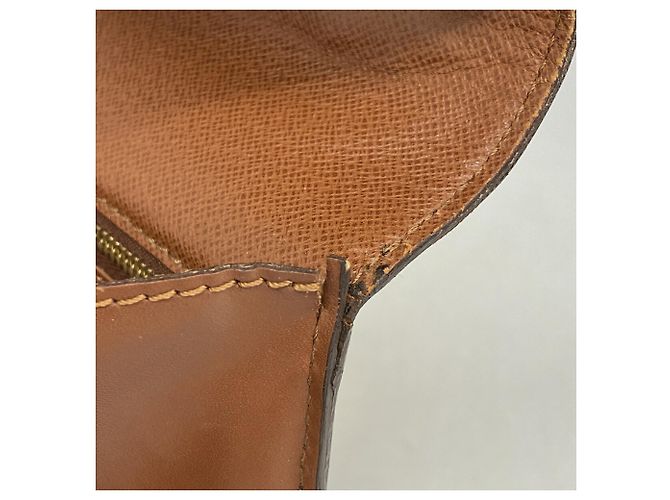 Bolsa Louis Vuitton Monogram Monceau 28 Marrom - vista 7