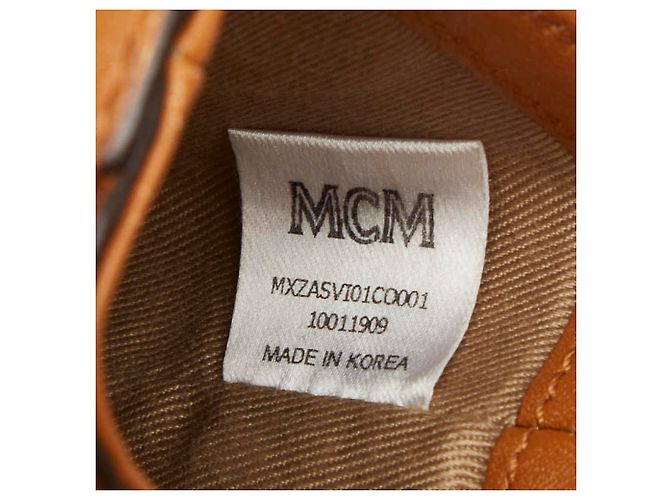 MCM Visetos Logogram Soft Berlin Mini Shoulder Bag Castaño - vista 5